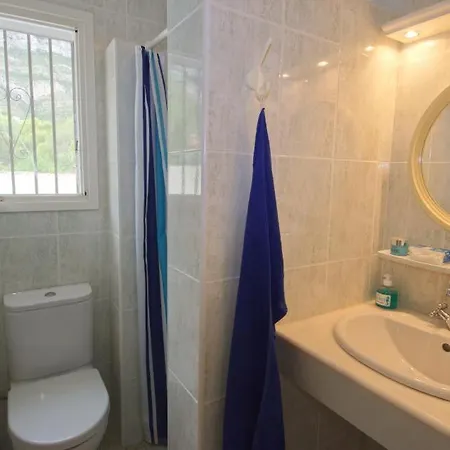 Semesterbostad Agradable Casa Con Piscina Privada Y Jardin *