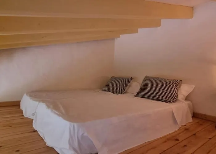 Agradable Casa Con Piscina Privada Y Jardin Feriehus